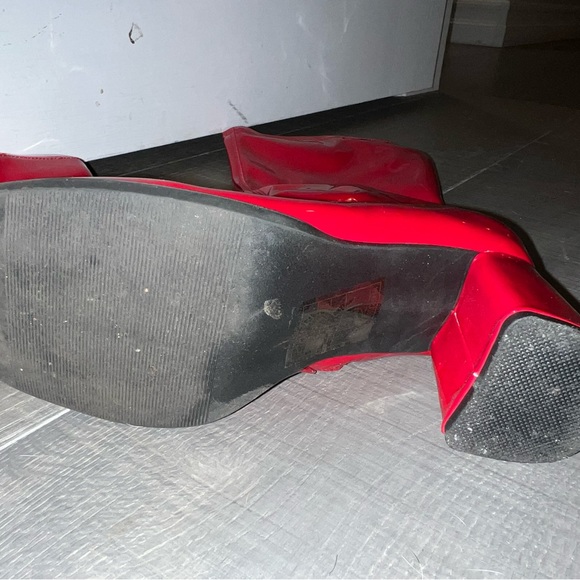 Ellie Brand Red Vinyl GoGo Boots Size 7 - Picture 11 of 14